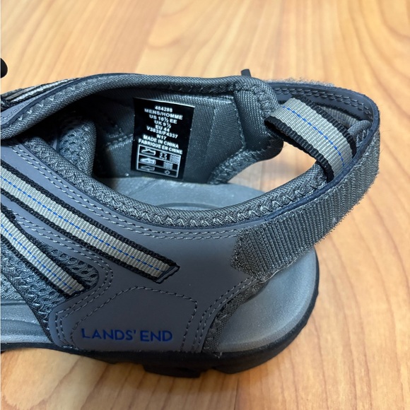 Lands’ End men’s water shoes - size 10.5 EE - Picture 5 of 7